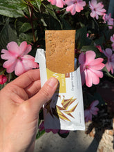Load image into Gallery viewer, Banana + Nut - 12 Pack